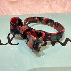 [SOLD] Paul Smith Acrylic Ribbon Bracelet/Bangle